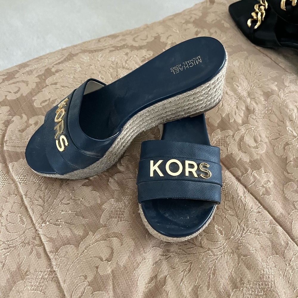 Michael Michael Kors Navy wedge